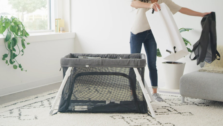 How to Use the Guava Family Lotus Travel Crib