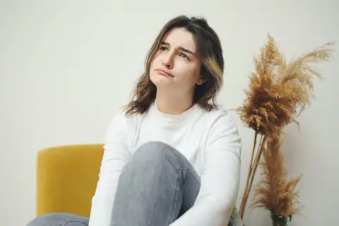 4 Worst Habits That Can Make Your Acne Even Worse