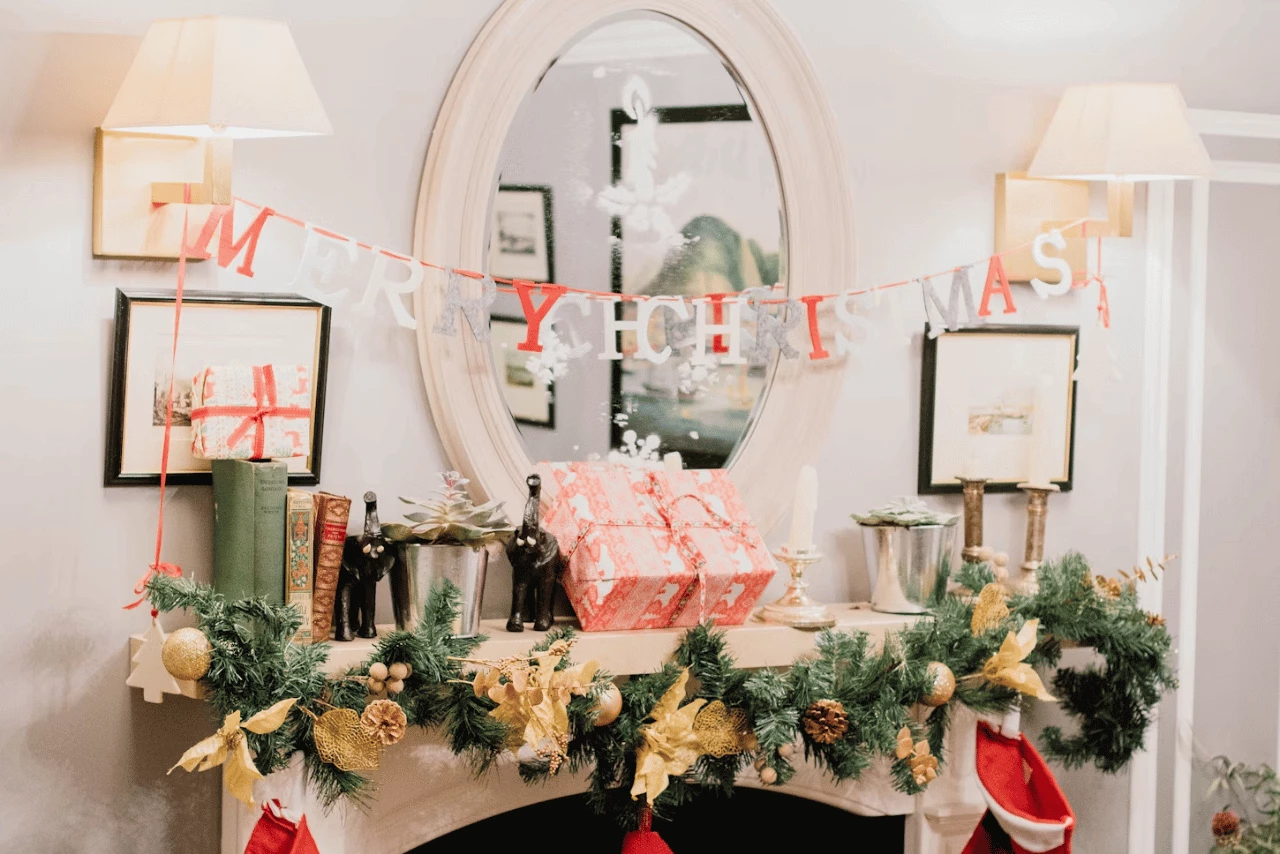 10 Christmas Home Decor Ideas That’ll Make Your Space Sparkle