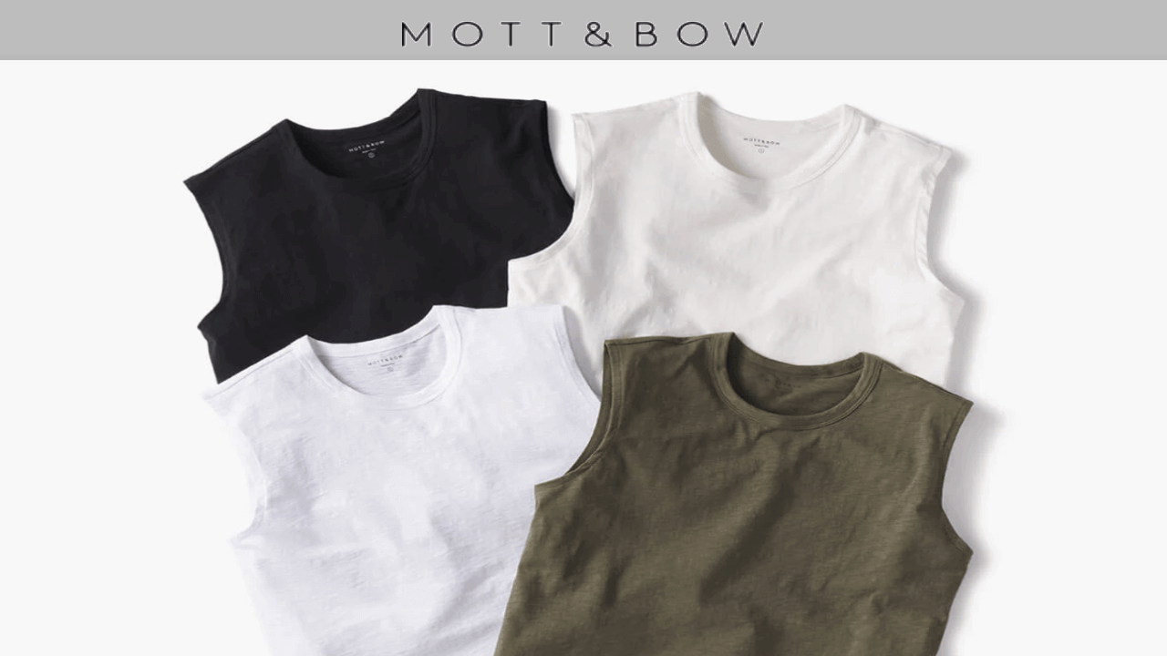 My Experience With Mott & Bow's Comfy Tees